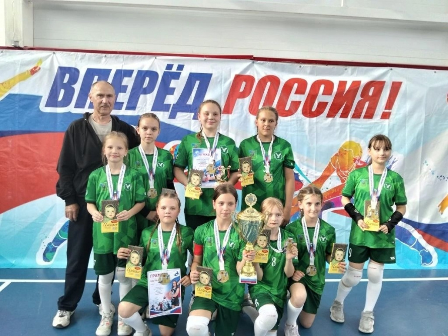 Ссоревнования ГАУ СО "ФСЦ "Урожай" по волейболу среди девушек 2015-2016
