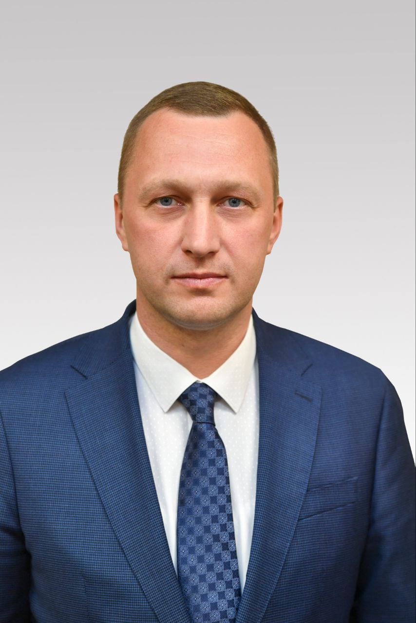  Поздравление врио Губернатора Р.В.Бусаргина с Днем Государственного флага России