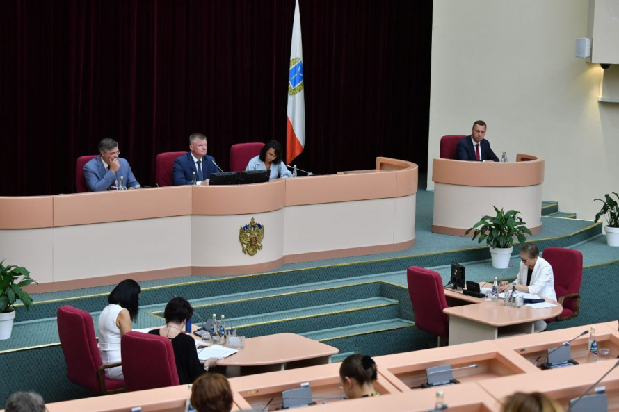 Сегодня депутаты областной Думы поддержали несколько важных инициатив регионального правительства