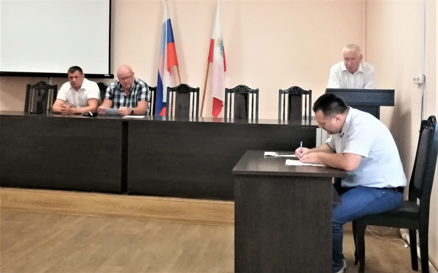 Рассмотрен ряд важных вопросов